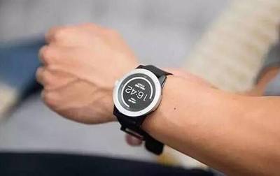 永不斷電的顛覆 一款僅售1200元的黑科技智能手表